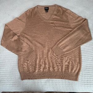 Jos A Bank Traveler 100% Merino Wool Sweater Mens XL V-Neck Tan Camel Brown